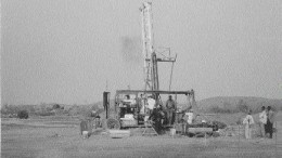 Drilling at Taparko in the late 1990s.