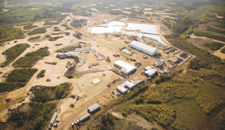 SHORE GOLDThe view of Shore Gold's Star diamond project from about 5,000 ft.