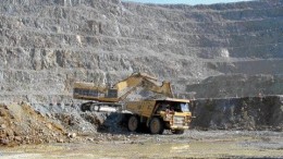 BY ANTHONY VACCAROThe Boroo mine in Mongolia where cash costs are up dramatically over 2005.