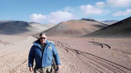 BY STEPHEN STAKIWMansfield Minerals director John Leask at his company's Lindero gold project, in northwestern Argentina.