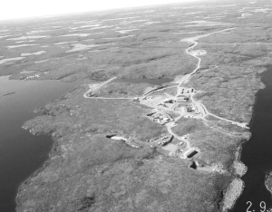 An aerial view of De Beers' Snap Lake diamond mine, 220 km northeast of Yellowknife, N.W.T.