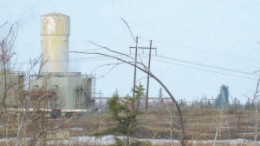 The Matheson joint venture project, in the Timmins gold camp, is strategically located near Xstrata Copper's metallurgical site (left). Goldcorp's Hoyle Pond mine head frame can be seen in the background.