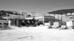 Great Basin Gold is purchasing Metallic Ventures Gold's Esmeralda processing plant in central Nevada, to process ore from its Hollister gold project, 460 km northeast.