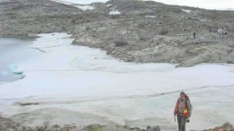 Geologist Sonya Neilson prospects at Peregrine Diamond's Chidliak diamond property on Baffin Island, in Nunavut. A survey conducted by Natural Resources Canada that polled 795 mining and exploration companies projects they will spend half as much on exploration in Canada in 2009 as they did in 2008.