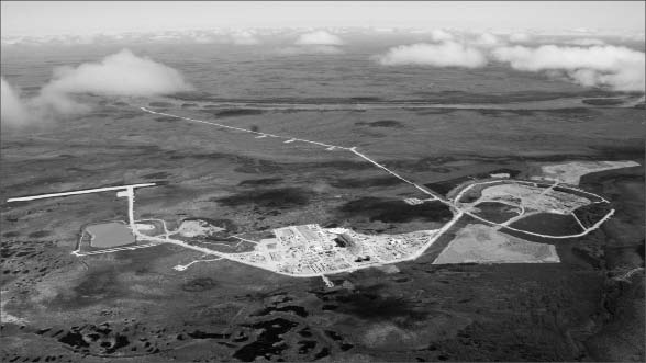 De Beers' Victor open-pit diamond mine in the James Bay Lowlands, 90 km west of the coastal community of Attawapiskat in northern Ontario. Photo by De Beers