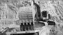 Loading a truck at Semafo's Mana gold mine in Burkina Faso. Photo by Semafo