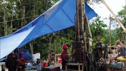 Drillers at work at Inmet Mining's Cobre Panama copper project, 20 km west of Panama City. Photo by Inmet Mining