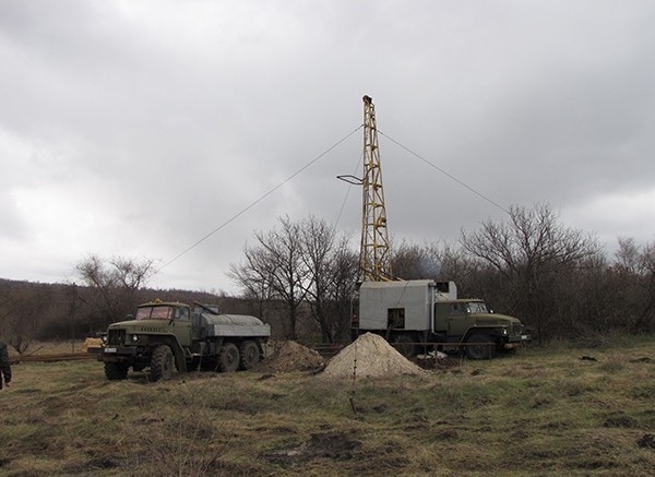 Equipment at Black Iron's Shymanivske iron ore project in the Ukraine, 330 km southeast of Kiev. Credit: Black Iron.