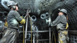 Workers underground in Aurizon Mines' Casa Berardi gold mine in Quebec. Source: Aurizon Mines