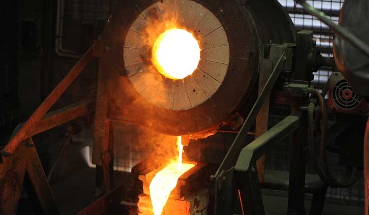 Gold is poured at Crocodile Gold's Union Reefs mill in Australia's Northern Territory, 185 km southeast of Darwin. Source: Crocodile Gold