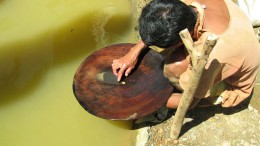 One of many local, small-scale gold panners on Mindoro Resources' Agata project area in northern Mindanao, Philippines, in 2006. Source: Mindoro Resources