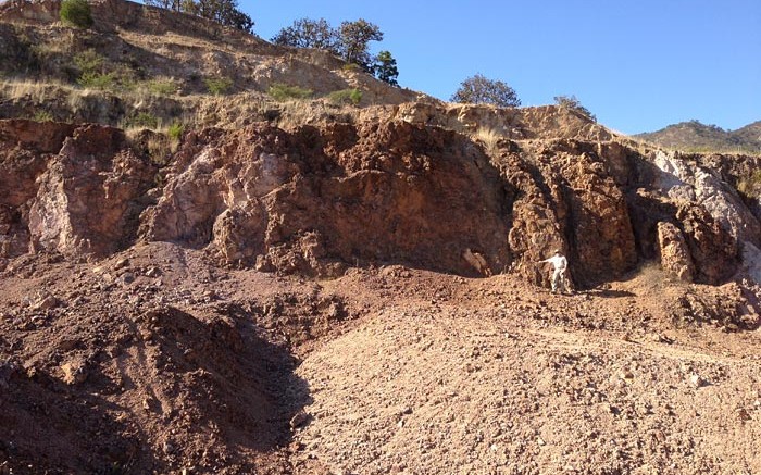 Cayden Resources director David Jones at the Pea de Oro target at the El Barqueo gold project in Mexico's Jalisco state. Source: Cayden Resources