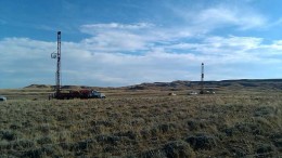 Drill rigs at the Gas Hills uranium project in Wyoming, which was recently acquired by Energy Fuels. Source: Strathmore Minerals