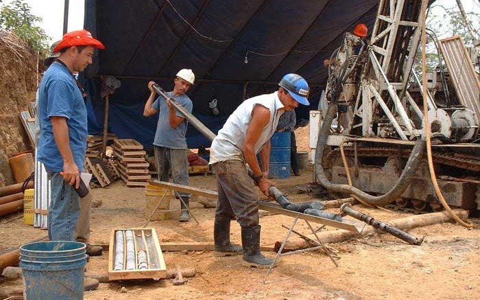 Drillers at Pacific Rim Mining's El Dorado gold project in El Salvador before exploration stopped in 2008. Source: Pacific Rim Mining