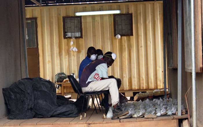 Workers at Volta Resources' Kiaka gold project, 120 km southeast of Ouagadougou, Burkina Faso. Credit: Volta Resources