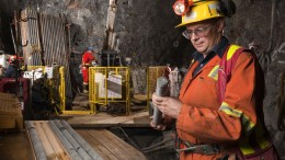 Geologist David Penna studies drill core at North American Palladium's Lac des Iles mine located in northwestern Ontario. Credit:  North American Palladium