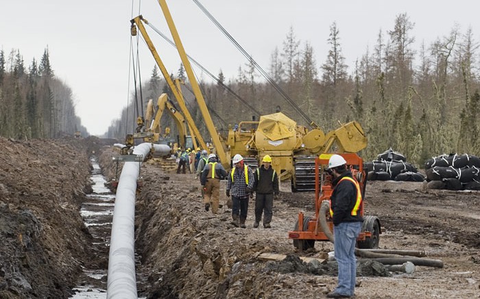 Construction of the Enbridge Waupisoo pipeline in Northeastern Alberta in 2009. Credit: Enbridge