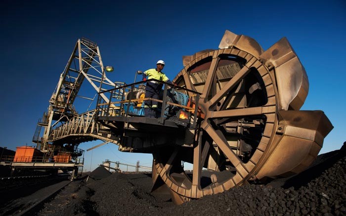 A bucket-wheel excavator at BHP Billiton's Klipspruit thermal coal mine in South Africa. Credit: BHP Billiton
