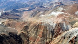 Barrick Gold's Pascua Lama project in the foreground  in Chile, with the Veladero mine in the background in Argentina. Credit: Barrick Gold