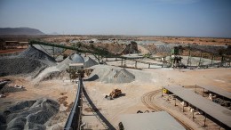 The processing plant at Endeavour Mining's Tabakoto gold mine in Mali. Credit: Endeavour Mining
