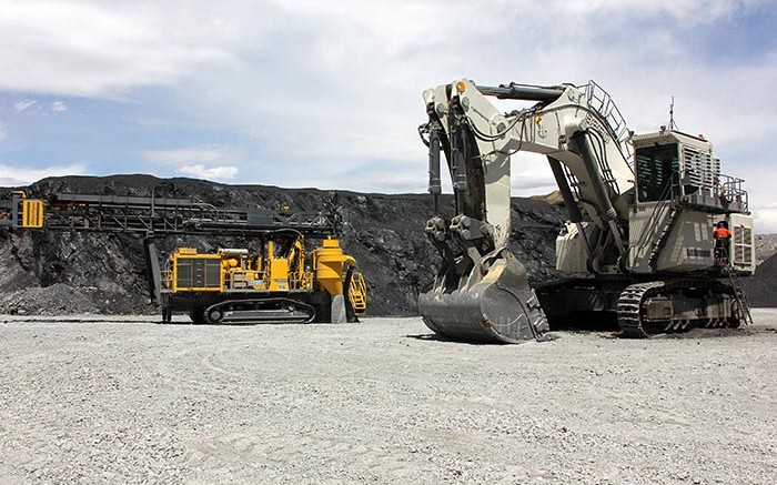 Equipment at SouthGobi Resources' Ovoot Tolgoi coal mine in Mongolia. Credit: SouthGobi Resources