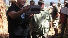Soltoro president Andrew Thomson (left) leads a tour of the El Rayo silver project in 2011. Photo by Salma Tarikh