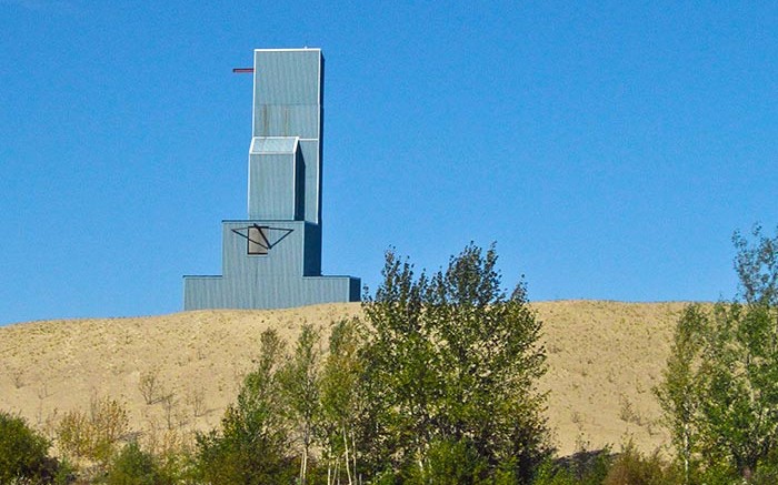 The headframe at the historic MacLellan mine site, part of Carlisle Goldfields' Lynn Lake gold project in northwest Manitoba. Source: Carlisle Goldfields