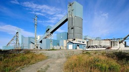 A headframe and mill at the Black Fox gold mine in Ontario. Source: Primero Mining