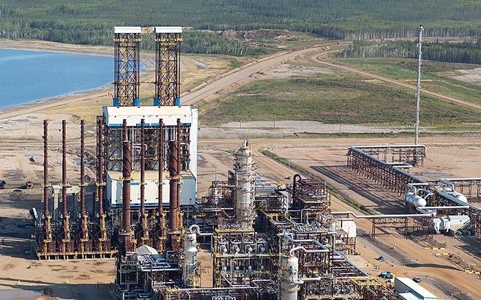 Processing facilities at Canadian Natural Resources' Horizon oilsands mine near Fort McMurray, Alberta. Source: Canadian Natural Resources