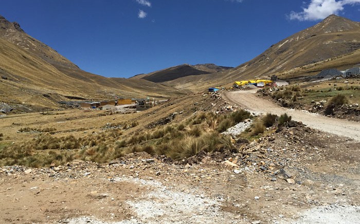 The surface at the skarn porphyry discovery area at Dynacor Gold Mines' Tumipampa gold-copper project in Peru, 500 km southeast of Lima. Credit: Dynacor Gold Mines