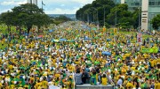 Thousands protest the government of President Rousseff, marching towards the National Congress in Brasilia, Brazil on March 13, 2016. Credit: Agencia Brasil Fotografias.