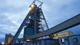 A headframe at Anglo American’s Tumela platinum mine in northwestern South Africa. Credit: Anglo American.