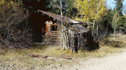 Original cabins from mining activities at the Kilgore site in Idaho in the 1930s. Credit: Otis Gold.
