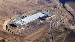 Tesla’s Gigafatory near Sparks, Nevada, where the company began producing lithium-ion batteries in January. Credit: Tesla.