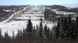 The spillway of the Robert-Bourassa dam in northern Quebec (formerly La Grande-2). Credit: Wikipedia.