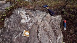 Spodumene-bearing pegmatite outcrops at 92 Resources’ Corvette lithium property in Quebec’s James Bay region. Credit: 92 Resources.