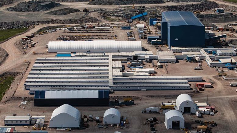 The camp at De Beers and Mountain Province Diamonds’ Gahcho Kué diamond mine, 300 km northeast of Yellowknife, Northwest Territories. Credit: Mountain Province Diamonds.