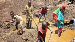 Apple, Tesla, Intel likely using conflict minerals due to faulty scheme