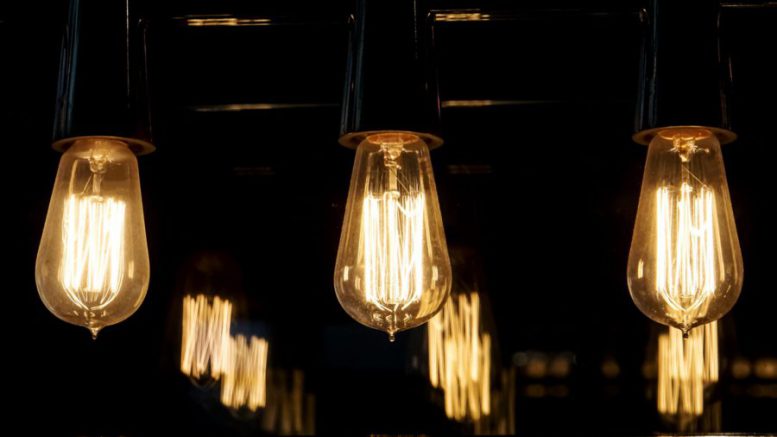 Incandescent filament tungsten lamps (Stock Image)