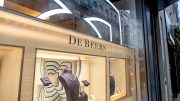 Former De Beers CEOs circle diamond giant as sale nears